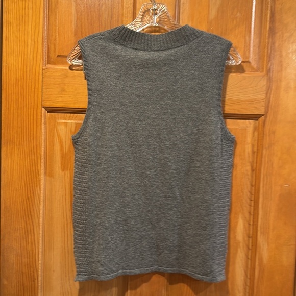 NWT Faherty twnty four seven sweater tank size large . - Picture 5 of 8